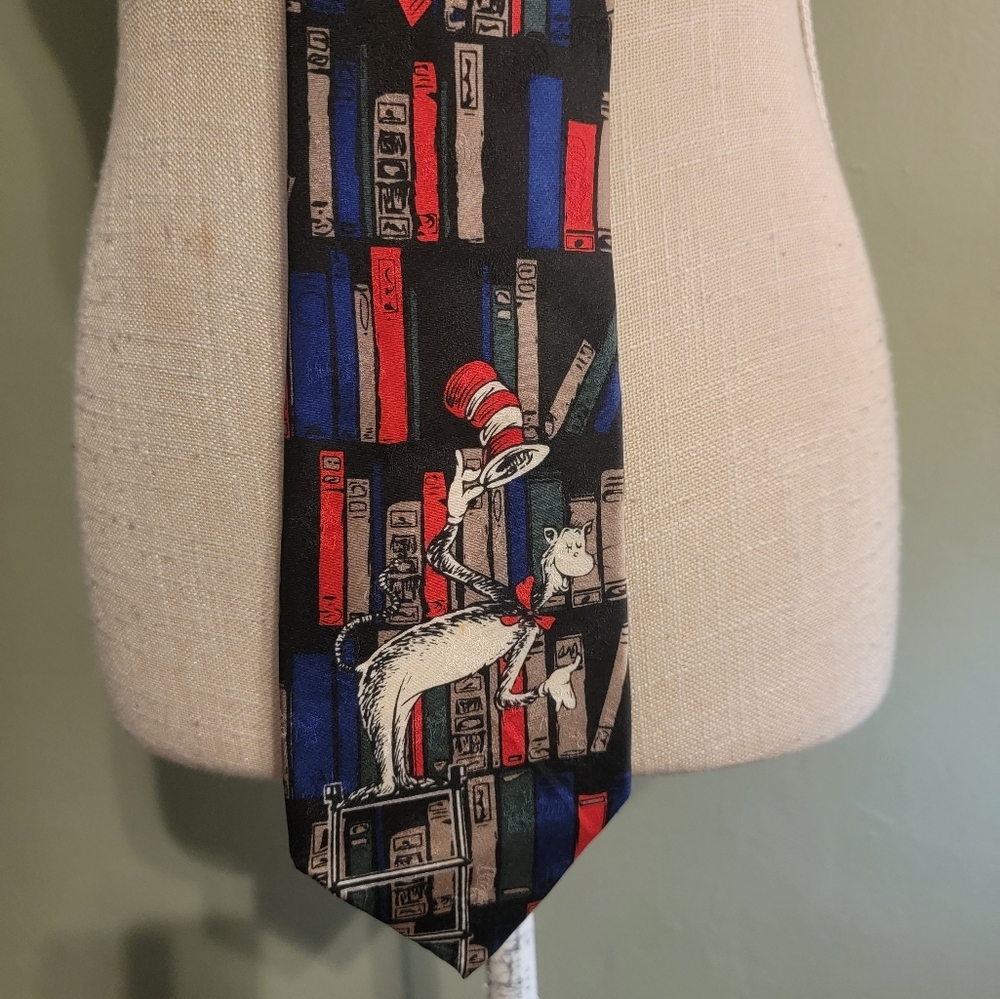 Vintage 90s Dr. Seuss Necktie with Books Read Across America Men GIFT